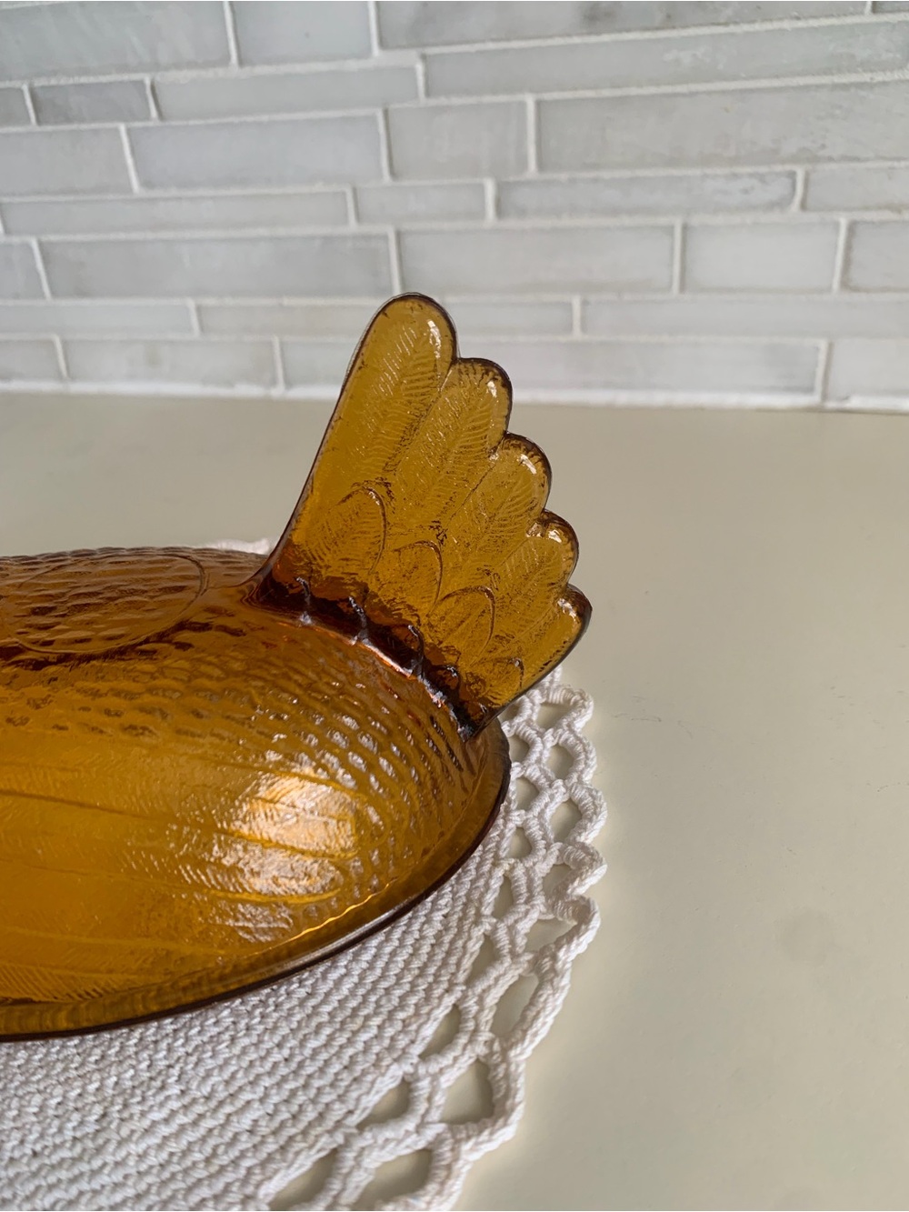 Vintage Indiana Glass Amber Hen on Nest 7” Beaded Rim Covered Dish - Picture 7 of 14
